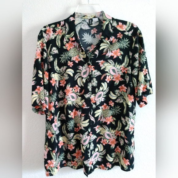 Divided Tops - Divided H&M Hawaiian Camp Shirt Fruit & Floral Print Size Oversized XS Chest 36"